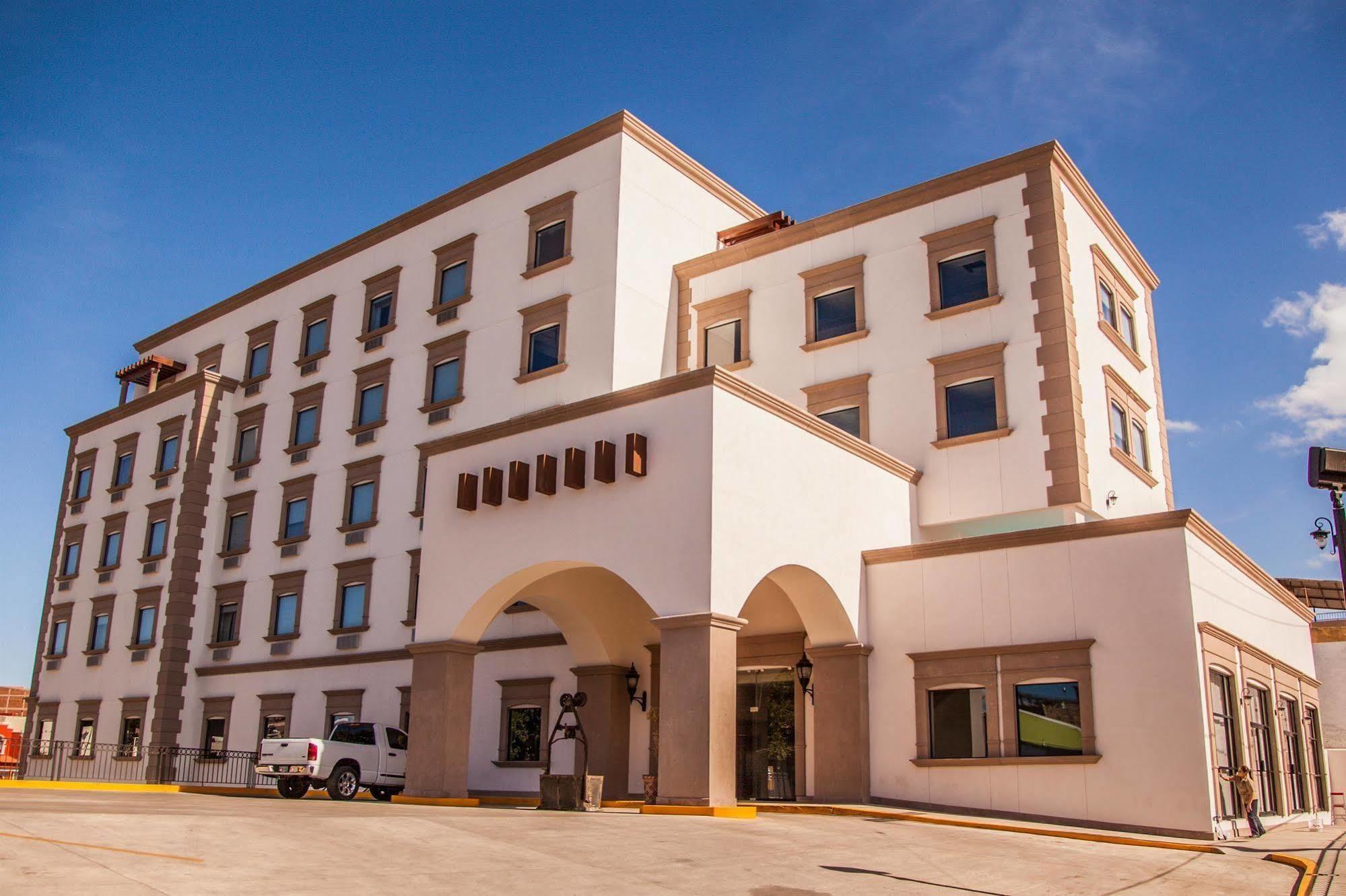 Best Western Plus La Mina Parral Esterno foto